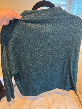 Banana Republic Teal Green Leopard-Pattern Long Sleeve Top